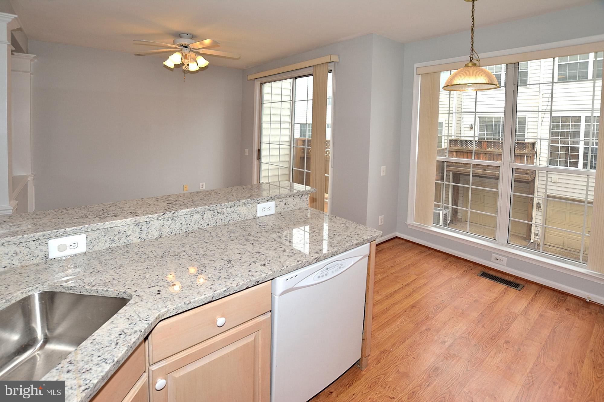6022 Lincolnia Road Alexandria, VA 22312 - Photo 7 of 19 Kitchen