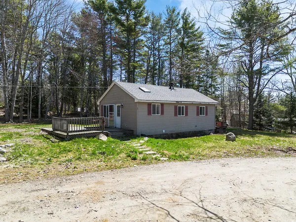 $299,000 | 24 Indian Drive, Woolwich, ME 04579