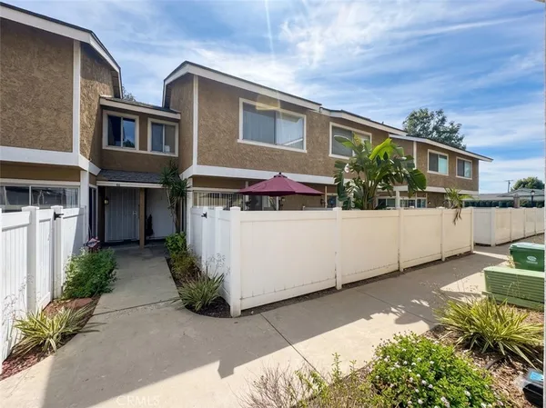 $449,500 | 2321 South Magnolia Avenue, Unit 6D, Ontario, CA 91762
