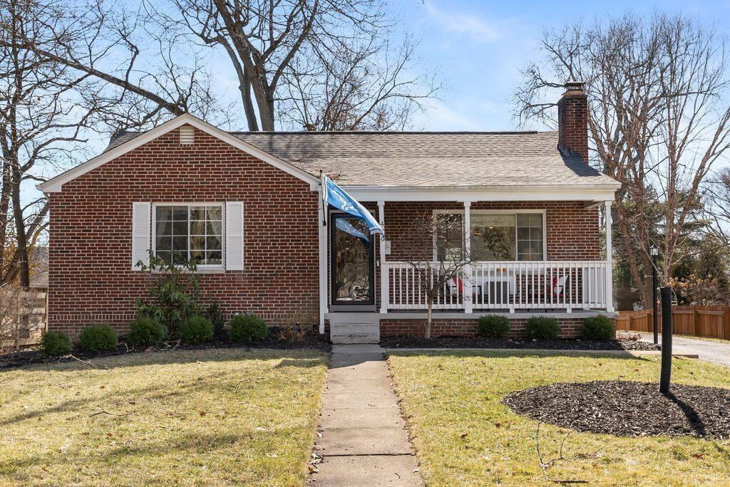 429 East Beaumont Road Columbus, OH 43214 - Photo 1 of 61 429 E Beaumount Rd