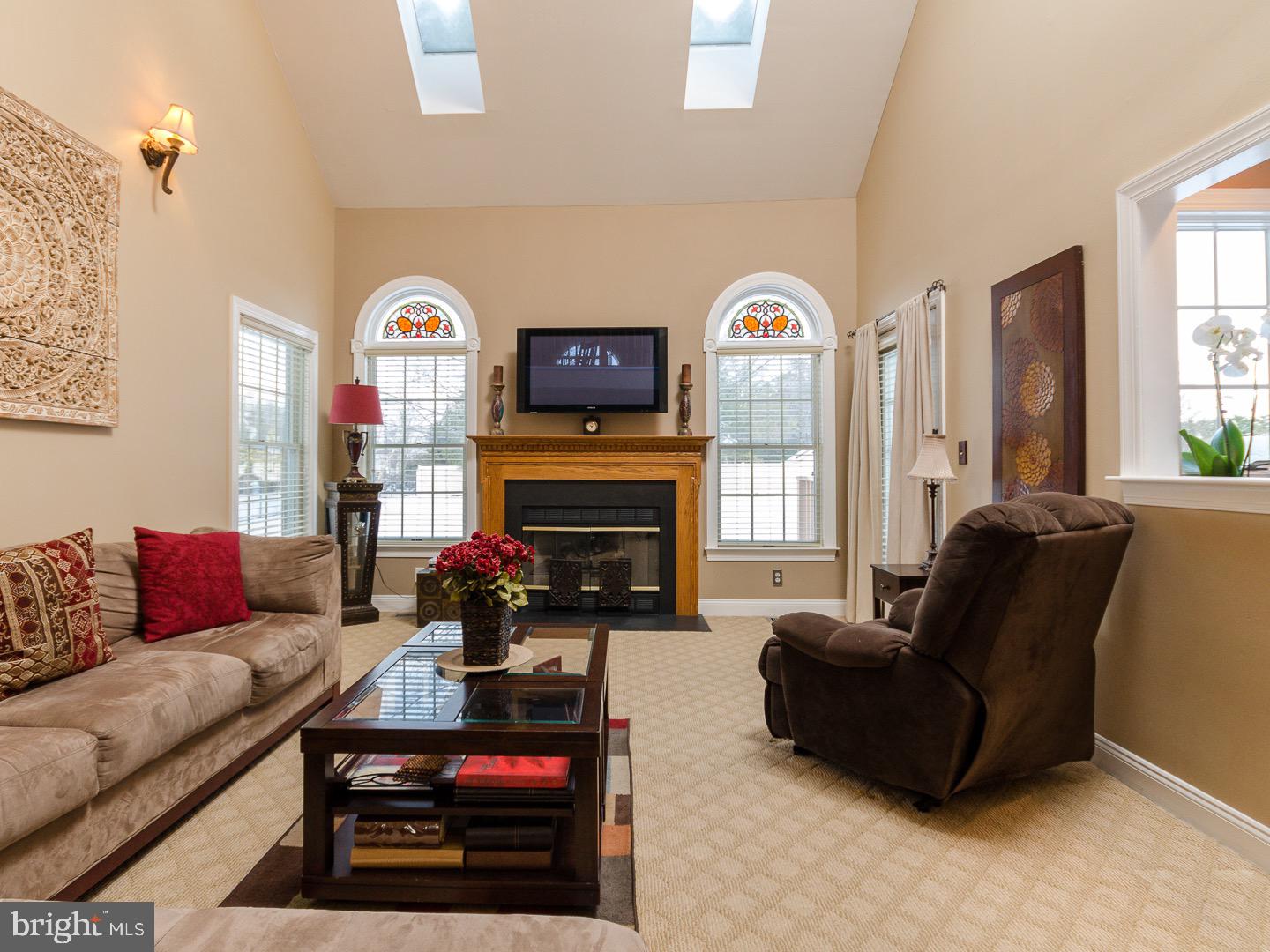 14 Brookwood Road Mount Laurel, NJ 08054 - Photo 18 of 45 Skylights and vaulted ceilings are featured