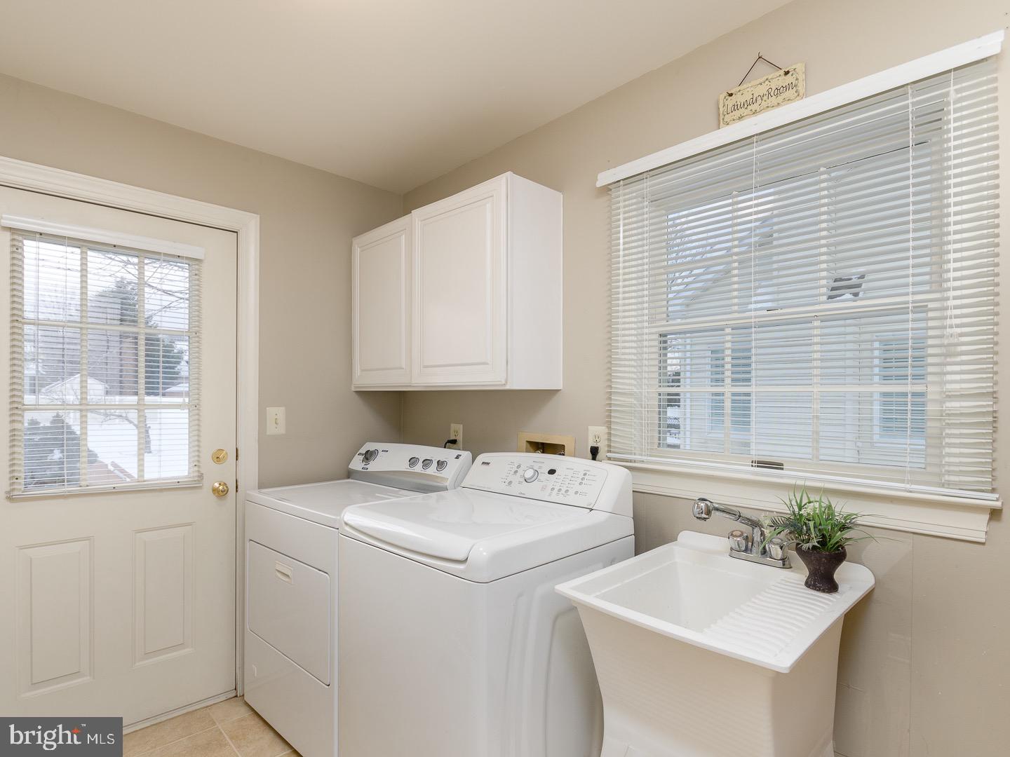 14 Brookwood Road Mount Laurel, NJ 08054 - Photo 32 of 45 1st floor laundry room