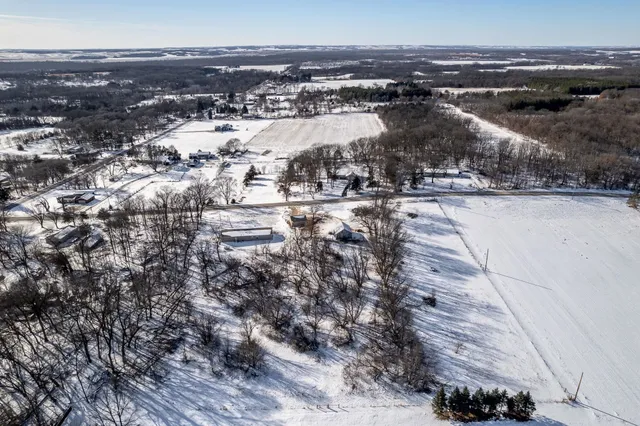$450,000 | 11447 South County Rd K, Beloit, WI 53511