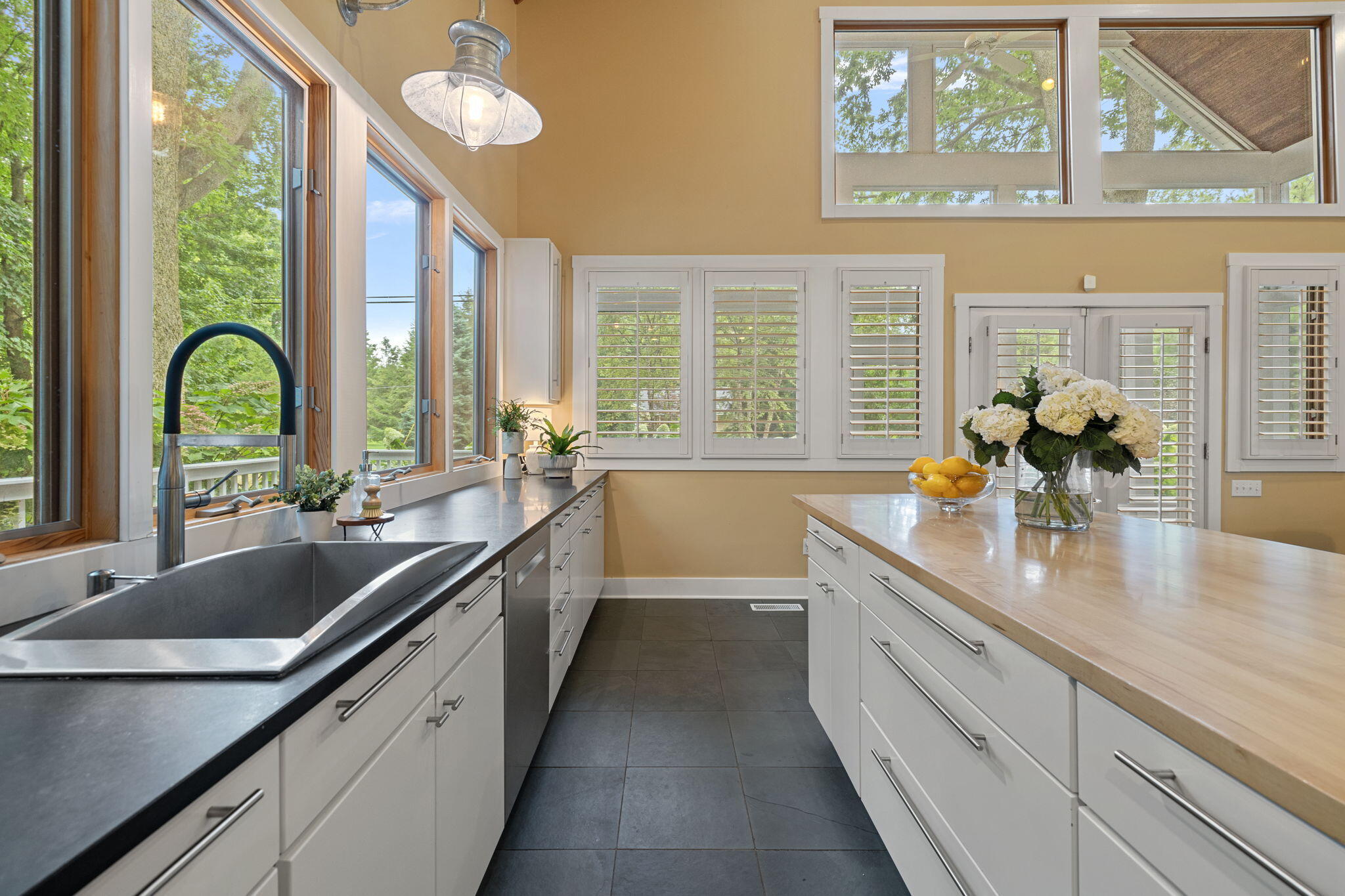 7101 Harbert Road Sawyer, MI 49125 - Photo 18 of 91 Kitchen