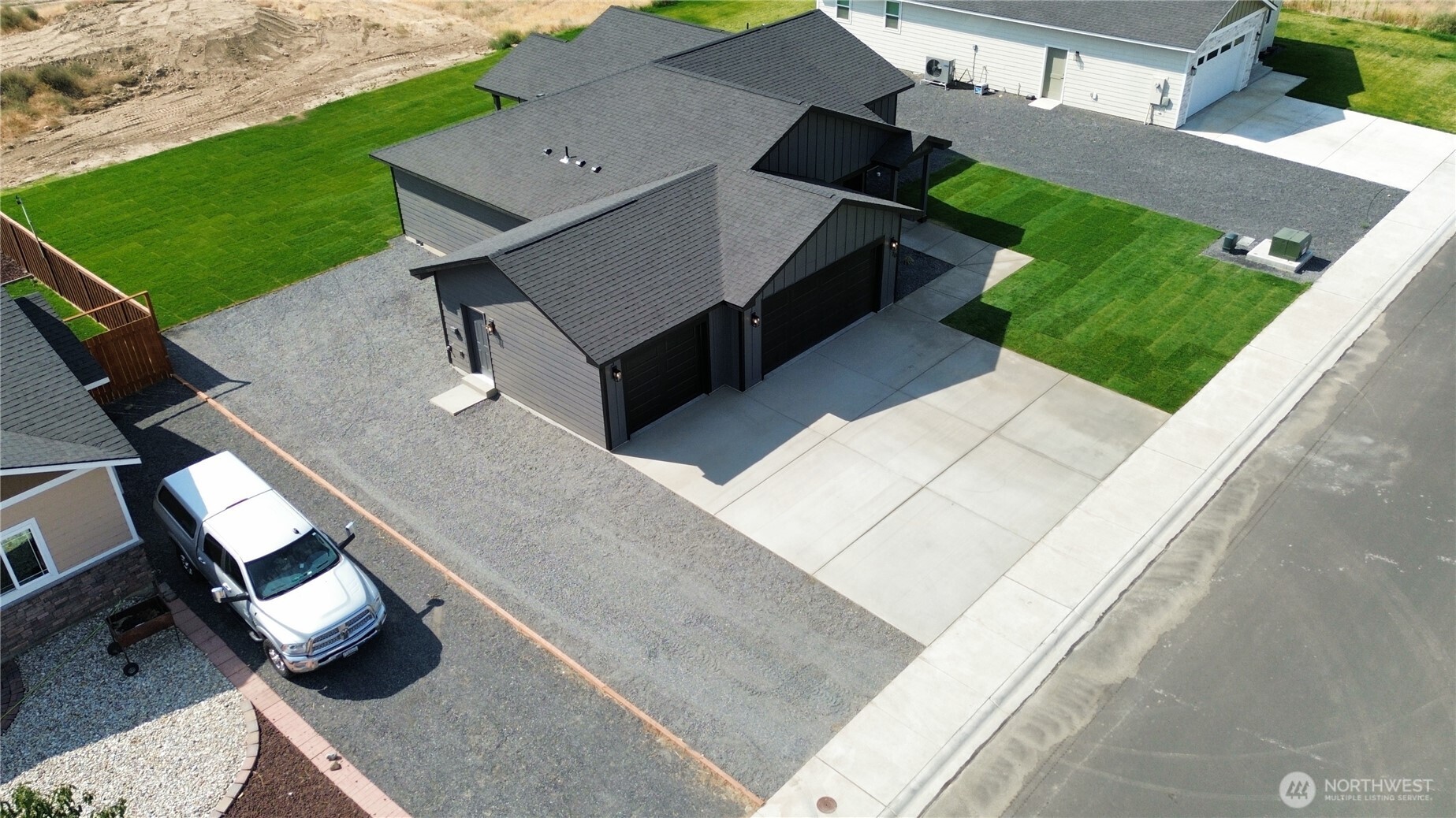 70 Sunwest Drive Ephrata, WA 98823 - Photo 30 of 34 an aerial view of a house with a yard