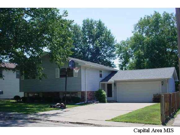 42 Pinto Drive Springfield, IL 62702 - Photo 1 of 9