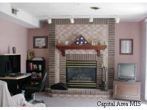 42 Pinto Drive Springfield, IL 62702 - Photo 7 of 9