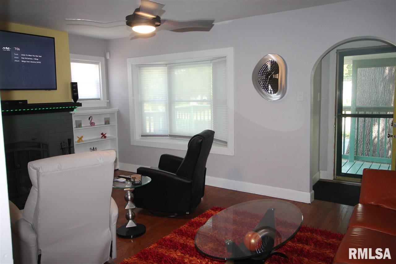 2351 Yale Boulevard Springfield, IL 62703 - Photo 7 of 36 Gallery Image 7