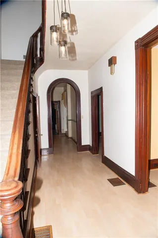 a view of entryway with a front door