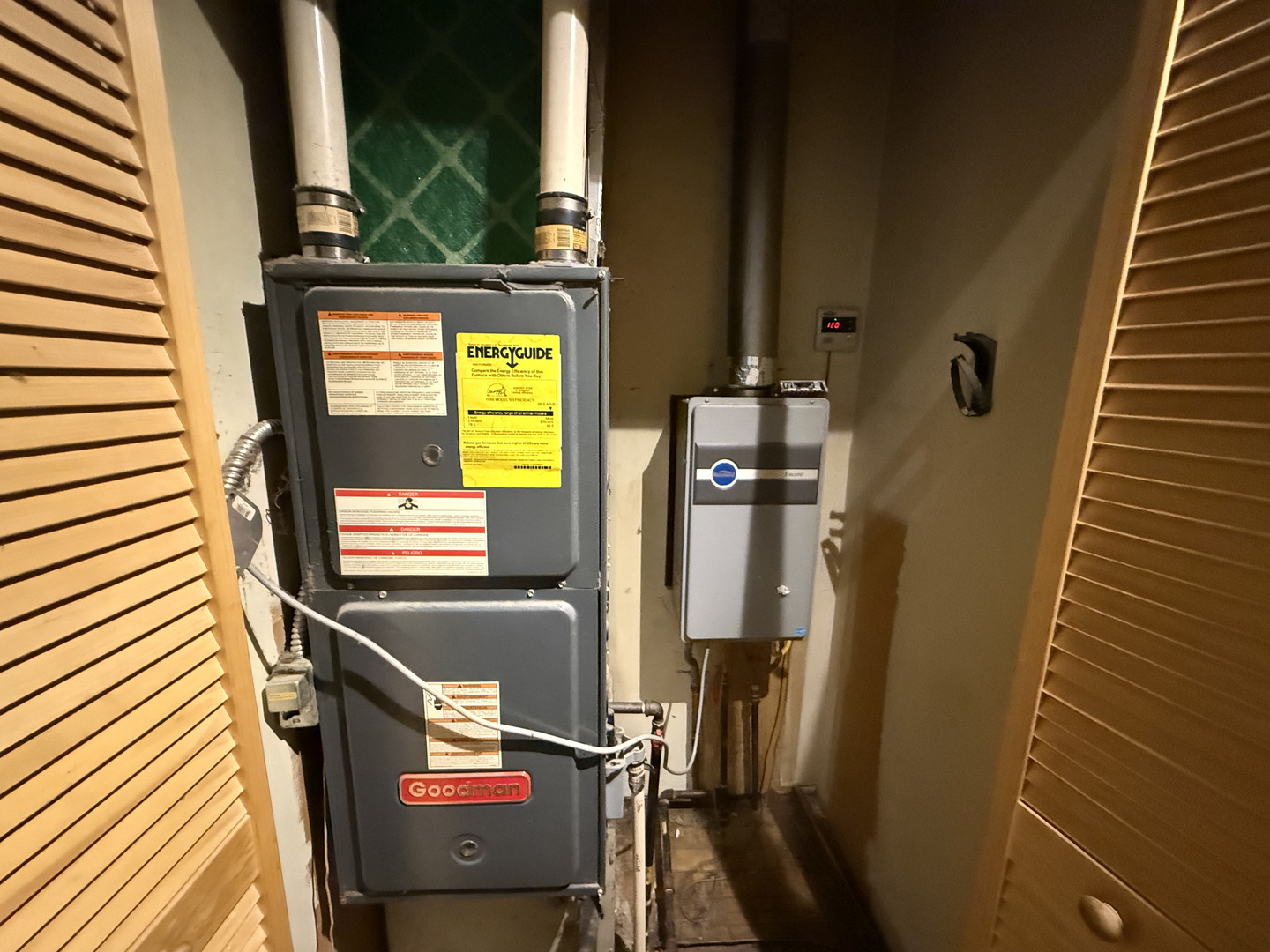 1021 Briarcliff Drive Rantoul, IL 61866 - Photo 27 of 33 a view of an entryway with wooden floor