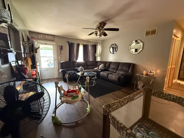 $109,900 | 1021 Briarcliff Drive, Rantoul, IL 61866