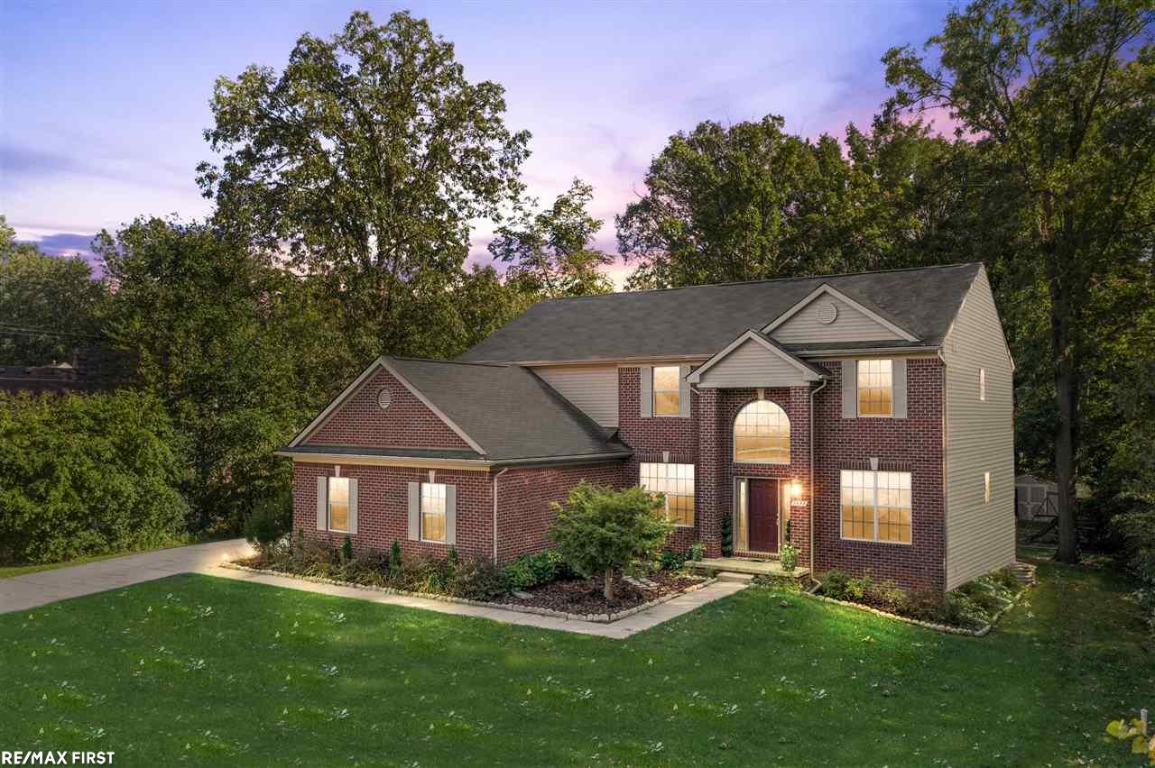 1777 Gilsam Avenue Rochester Hills, MI 48309 - Photo 1 of 63
