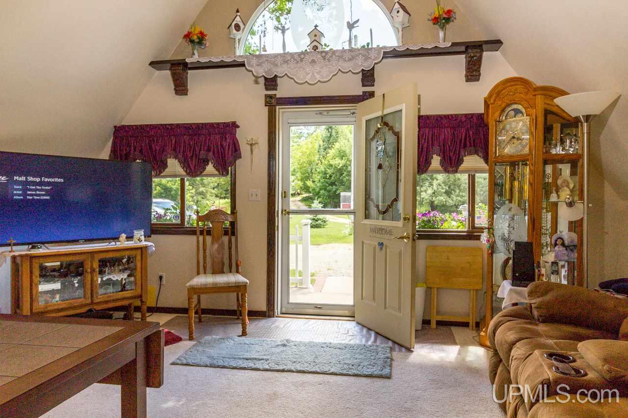 3152 Co Road Cornell, MI 49818 - Photo 8 of 18