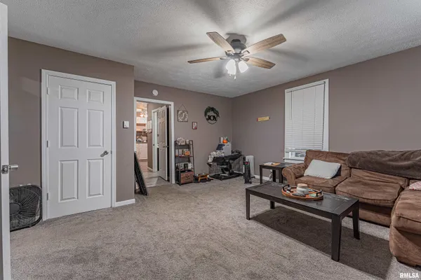 $72,000 | 419 Decatur Street, Lincoln, IL 62656