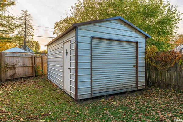 $72,000 | 419 Decatur Street, Lincoln, IL 62656