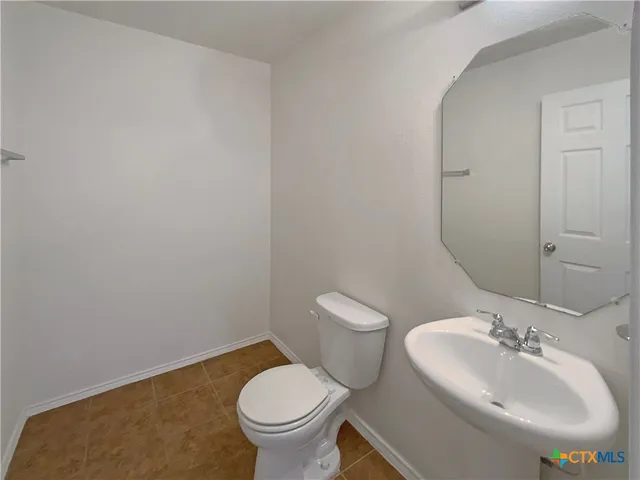 $270,000 | 812 Draco Drive, Killeen, TX 76542