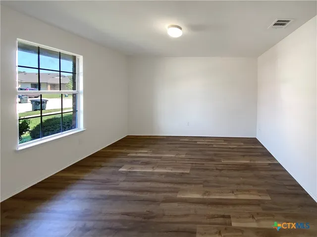 $270,000 | 812 Draco Drive, Killeen, TX 76542