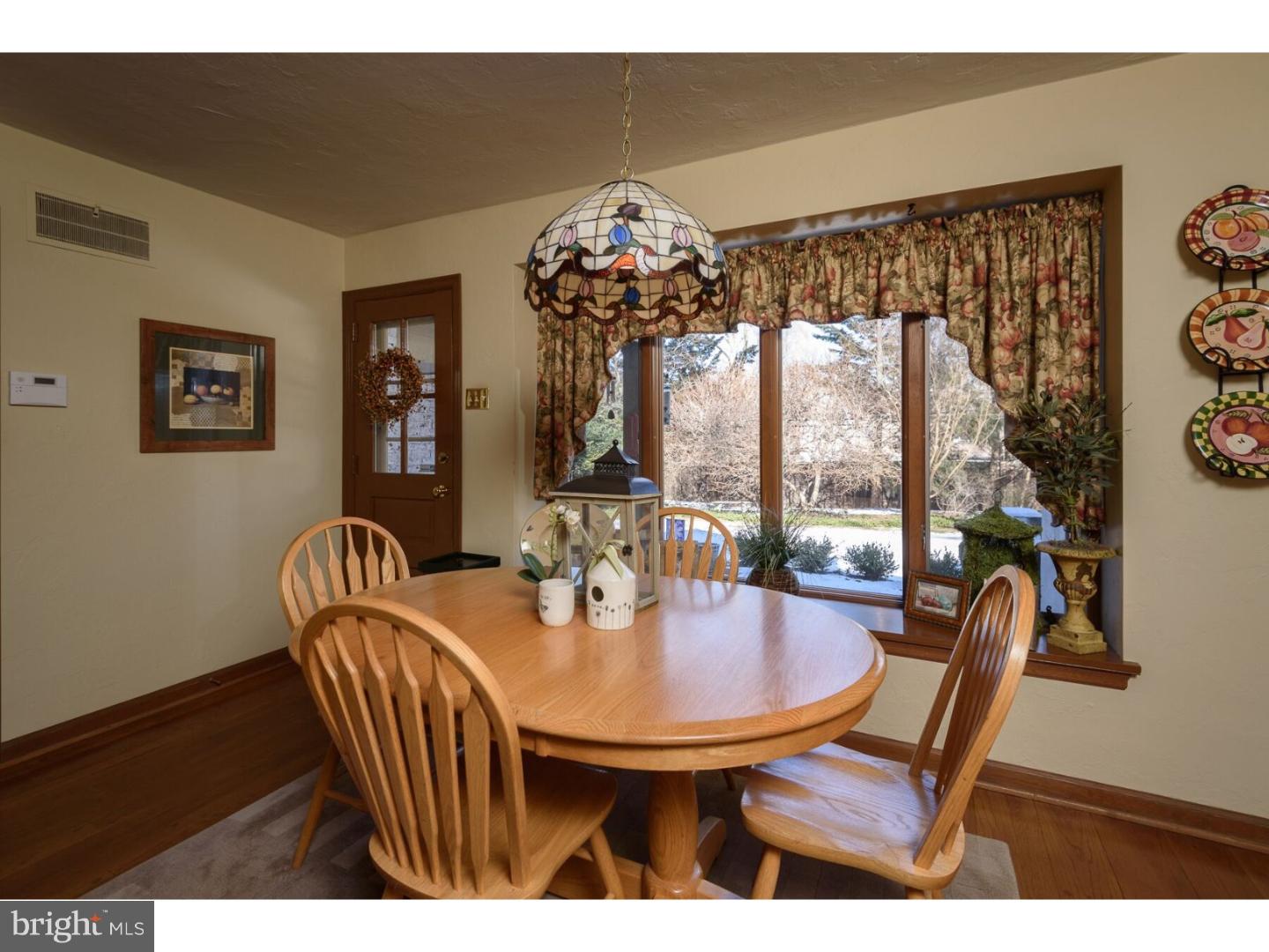 1817 Hilltop Road Jenkintown, PA 19046 - Photo 13 of 23 Gallery Image 13