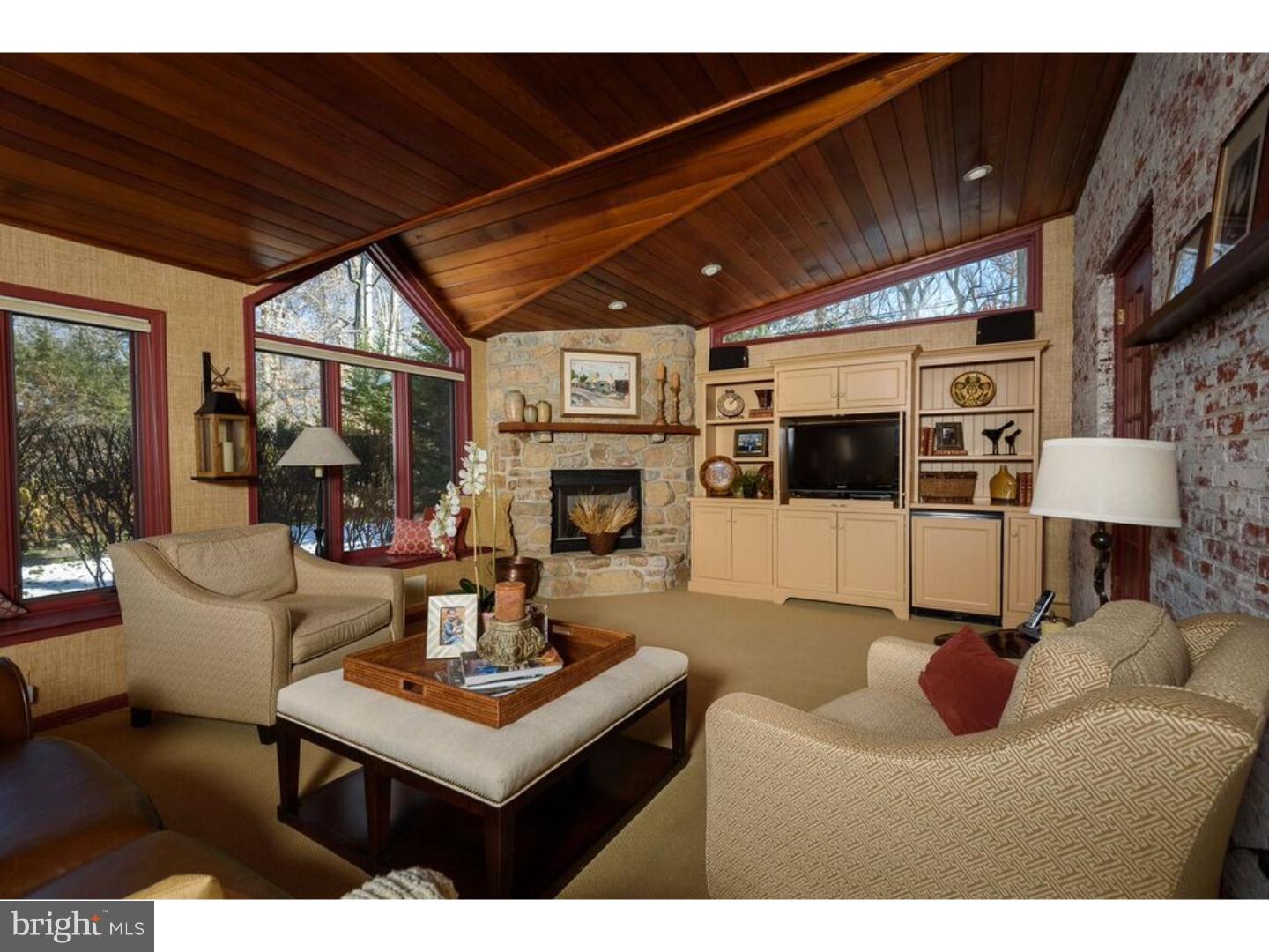 1817 Hilltop Road Jenkintown, PA 19046 - Photo 15 of 23 Gallery Image 15