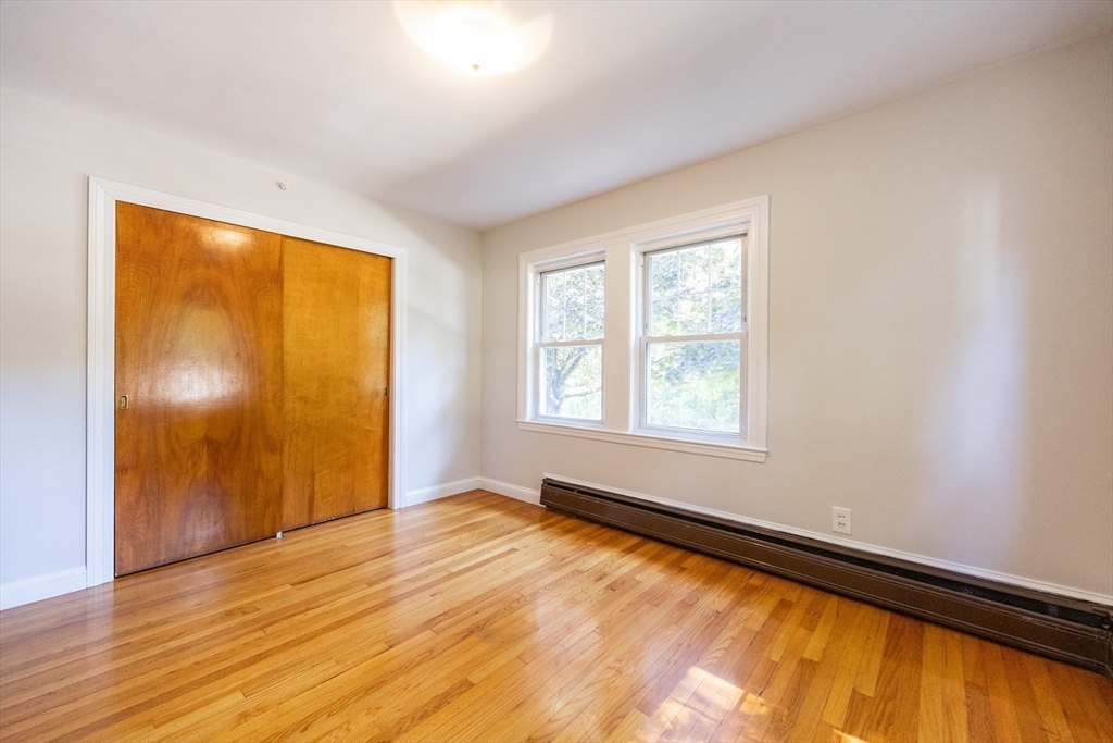 417 Union Street Franklin, MA 02038 - Photo 9 of 16