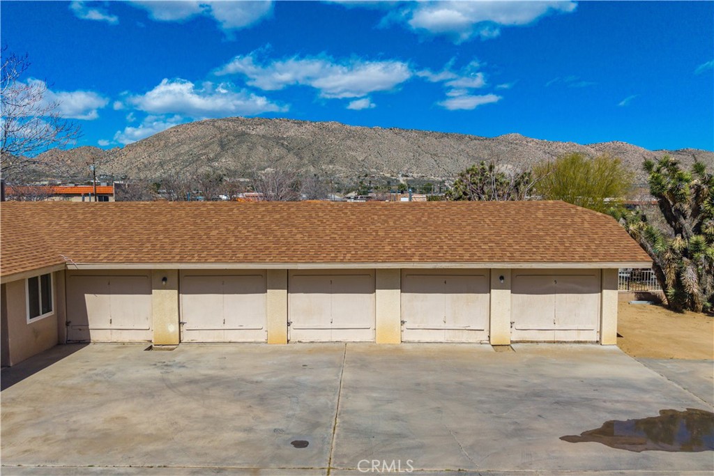 7428 Cherokee Trail Yucca Valley, CA 92284 - Photo 8 of 24