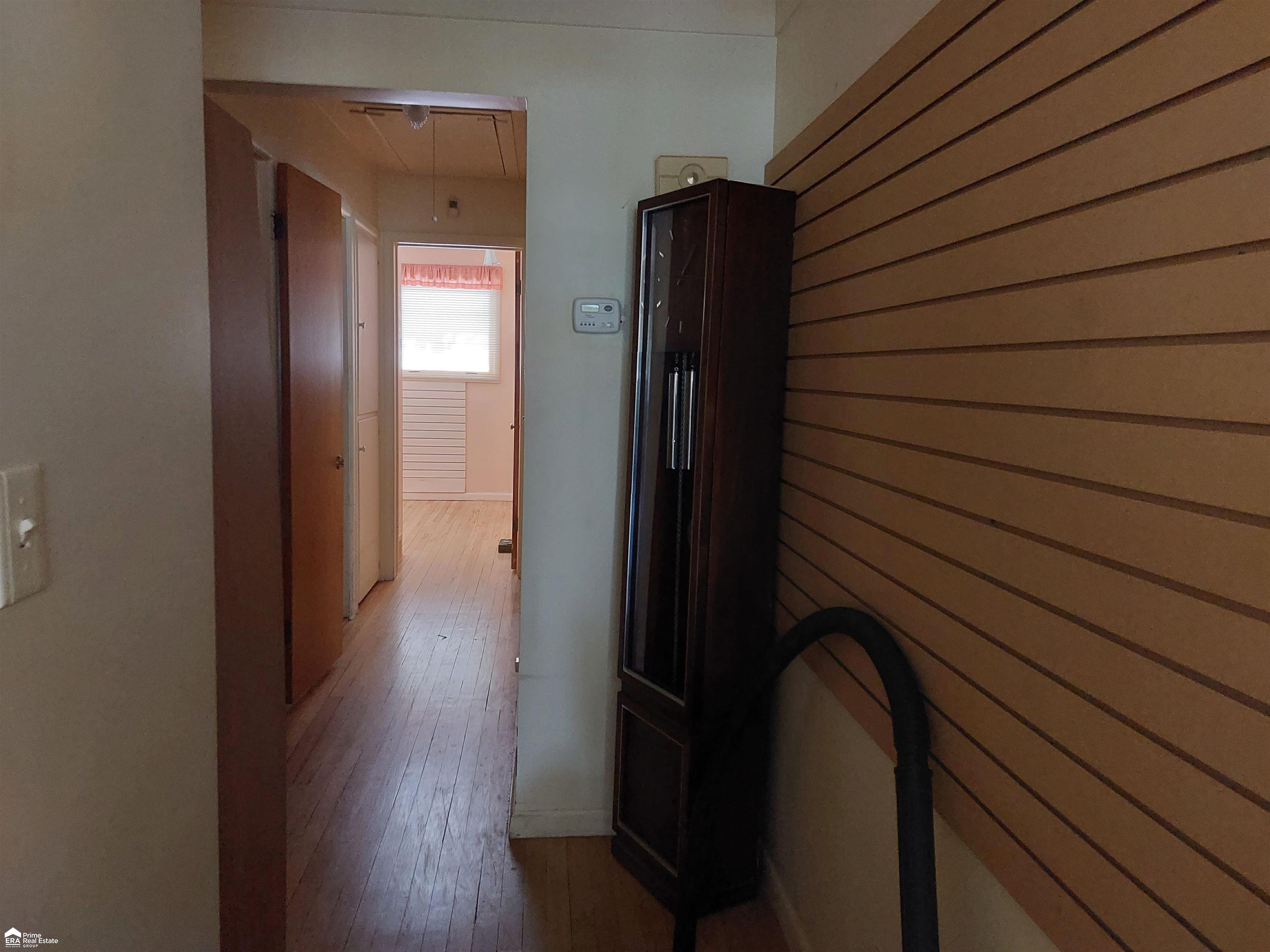 3609 Miller Road Flint, MI 48503 - Photo 19 of 39 50129725-427d4c3b-8322-4593-8cf8-dd1b3c5e93f0.JPG