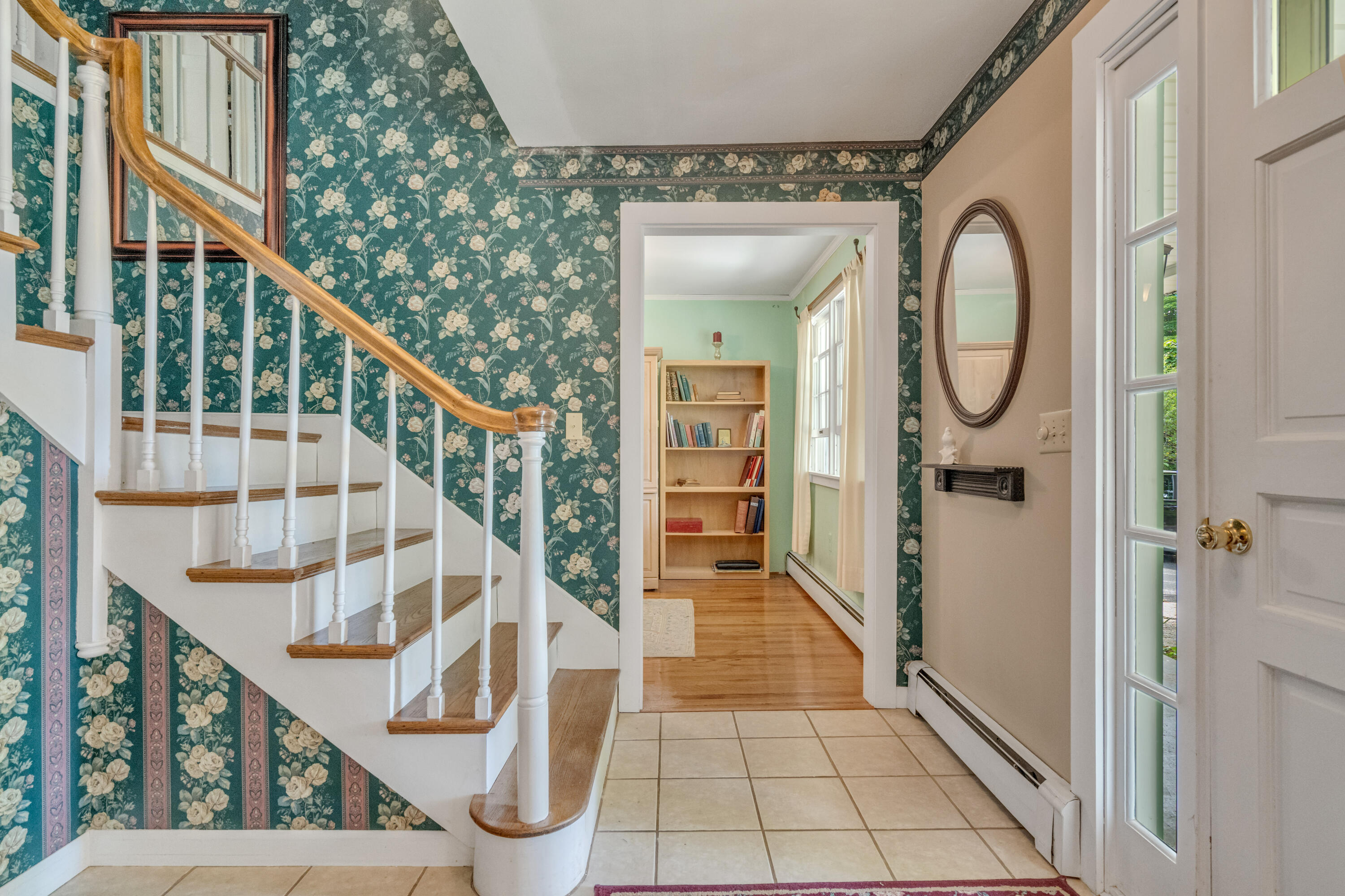 535 Harrison Road Naples, ME 04055 - Photo 16 of 80 Foyer