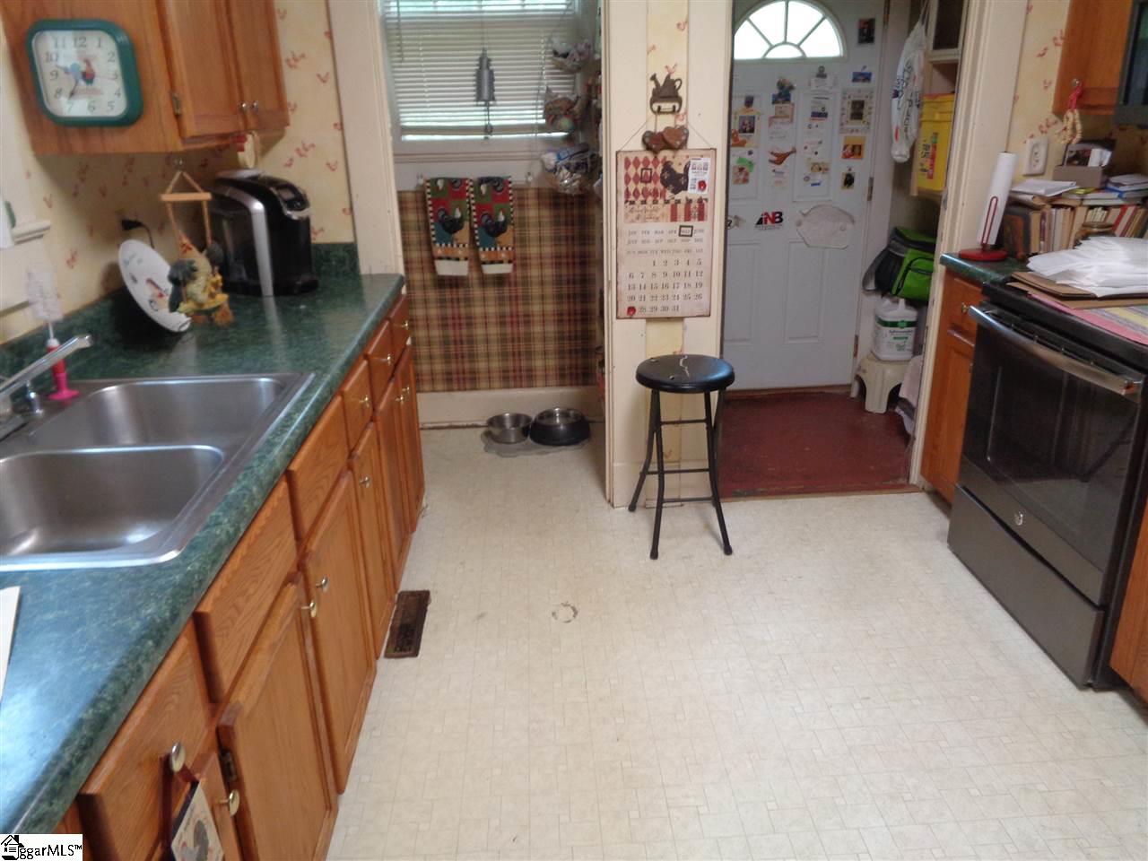 803 East Calhoun Street Anderson, SC 29621 - Photo 7 of 22 Gallery Image 7