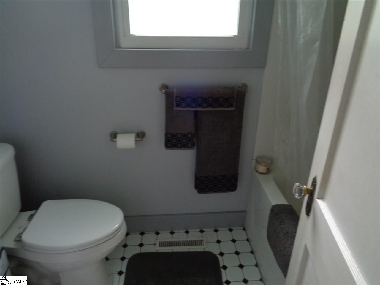 803 East Calhoun Street Anderson, SC 29621 - Photo 10 of 22 Gallery Image 10