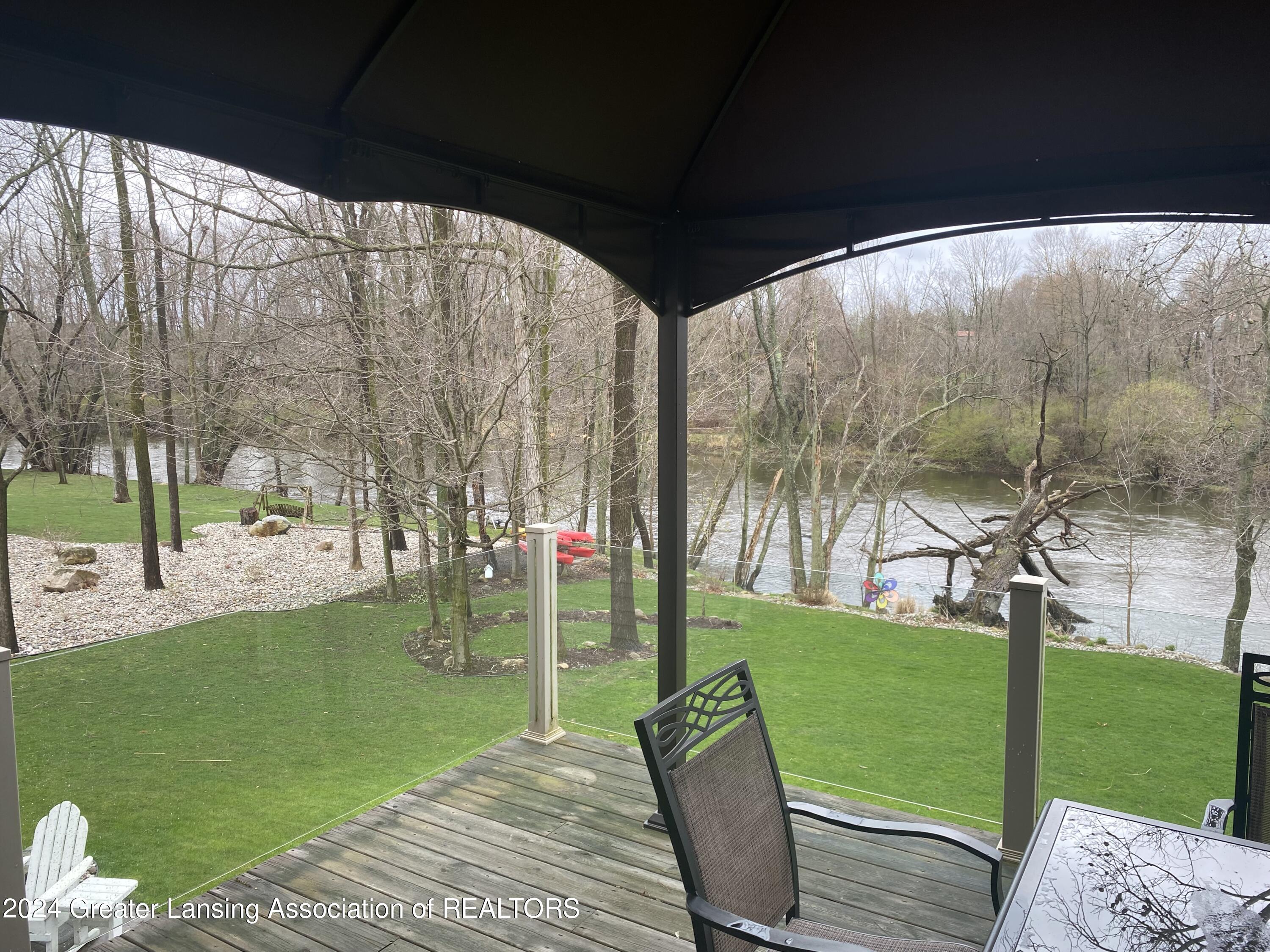 4677 Dimond Way Dimondale, MI 48821 - Photo 17 of 51 Deck from Kitchen