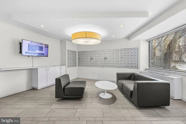 $250,000 | 5410 Connecticut Avenue Northwest, Unit 811, Washington, DC 20015