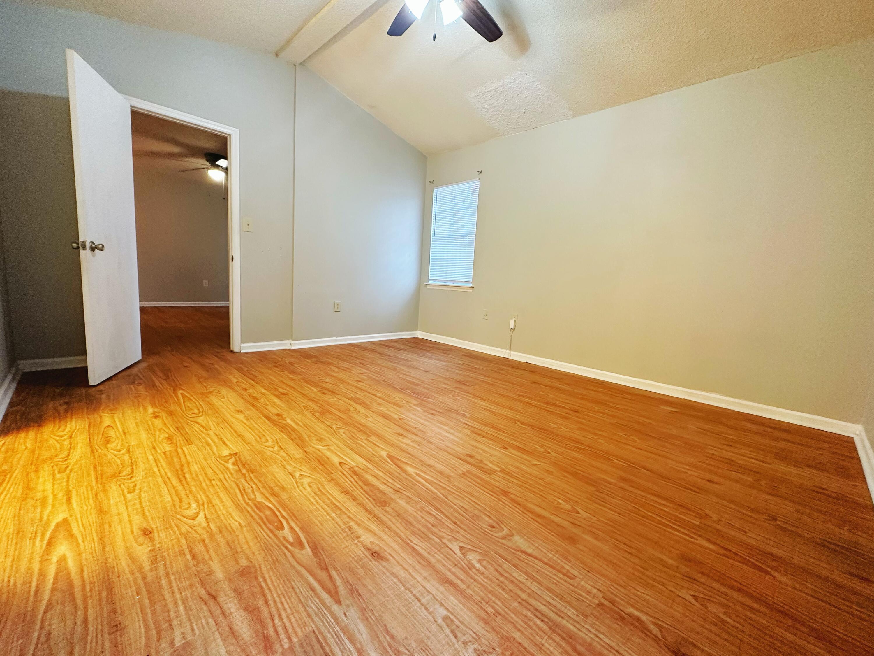 7646 Oldridge Road North Charleston, SC 29418 - Photo 14 of 36 IMG_8066