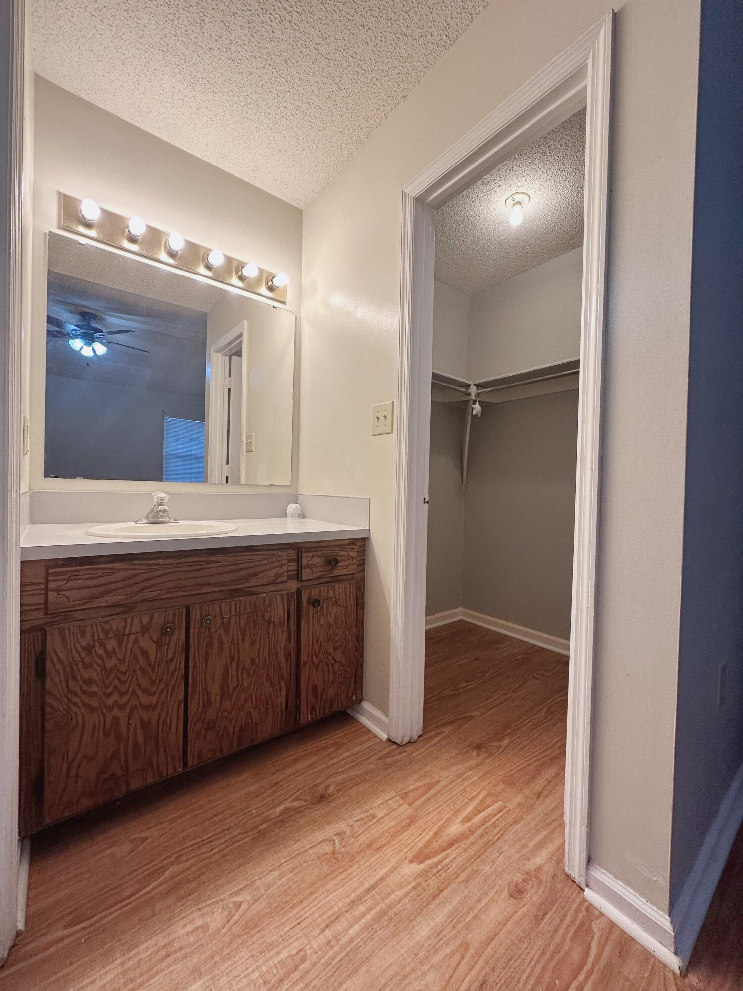 7646 Oldridge Road North Charleston, SC 29418 - Photo 16 of 36 IMG_8012