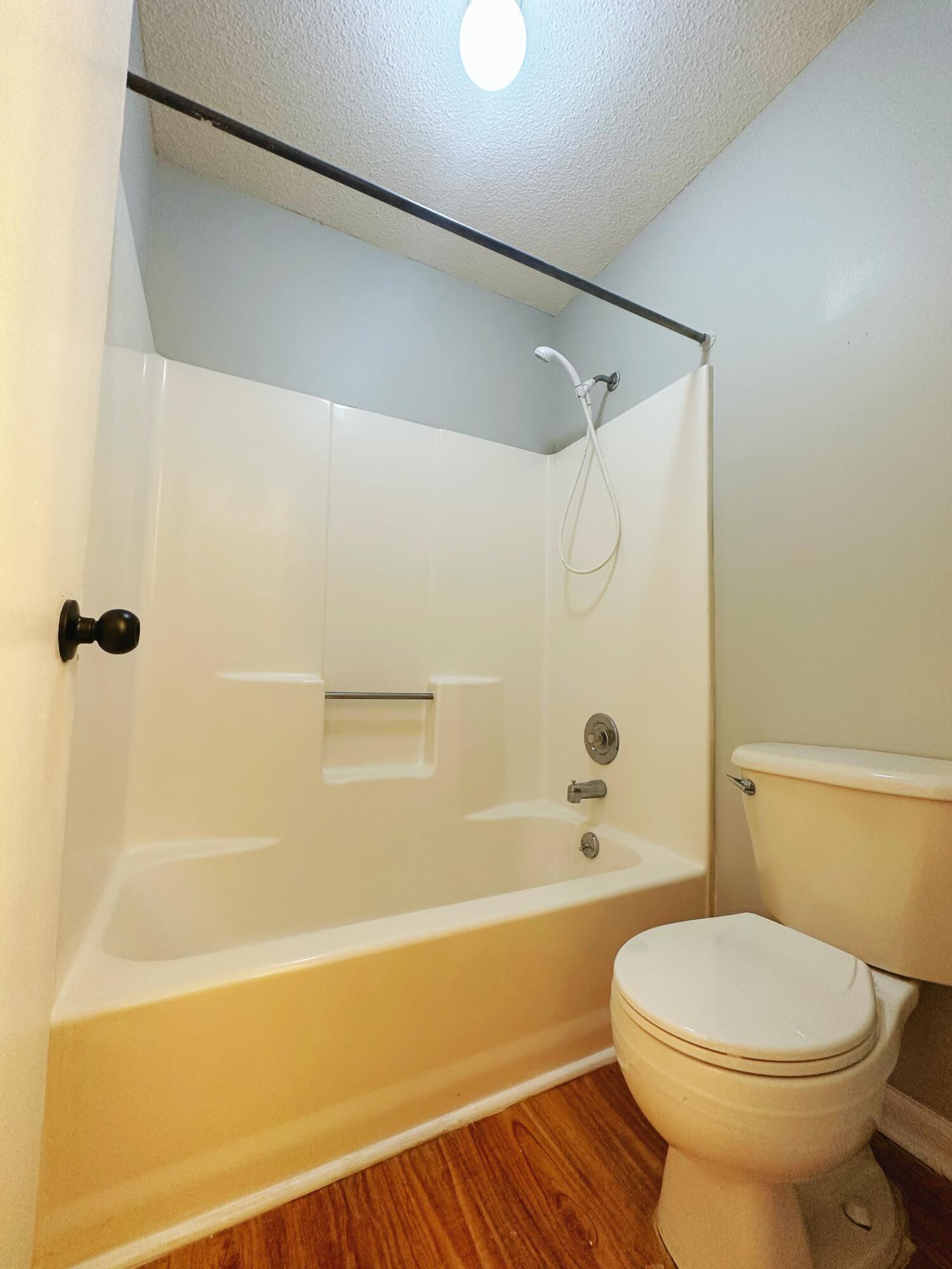 7646 Oldridge Road North Charleston, SC 29418 - Photo 18 of 36 IMG_8069