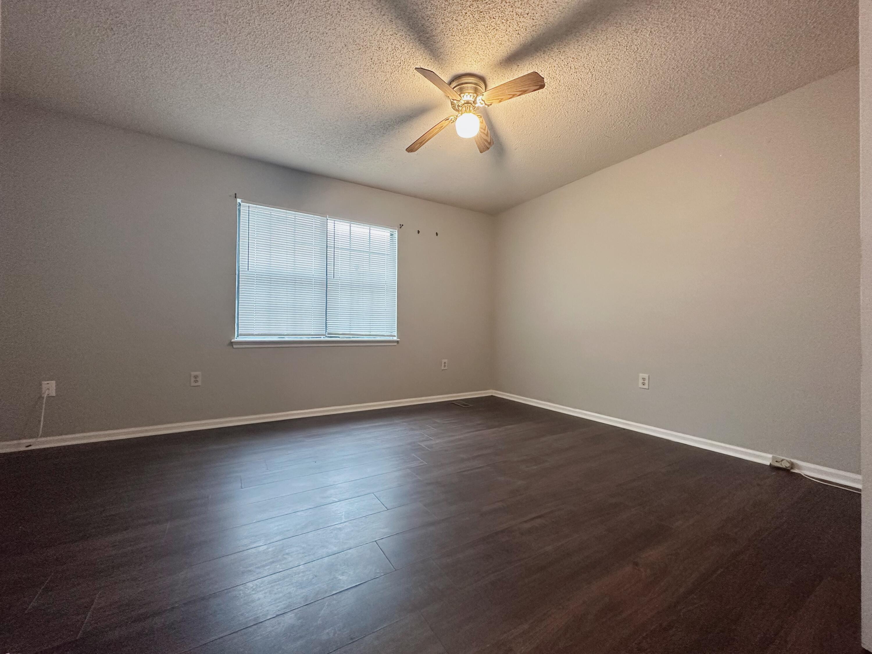 7646 Oldridge Road North Charleston, SC 29418 - Photo 26 of 36 IMG_8046