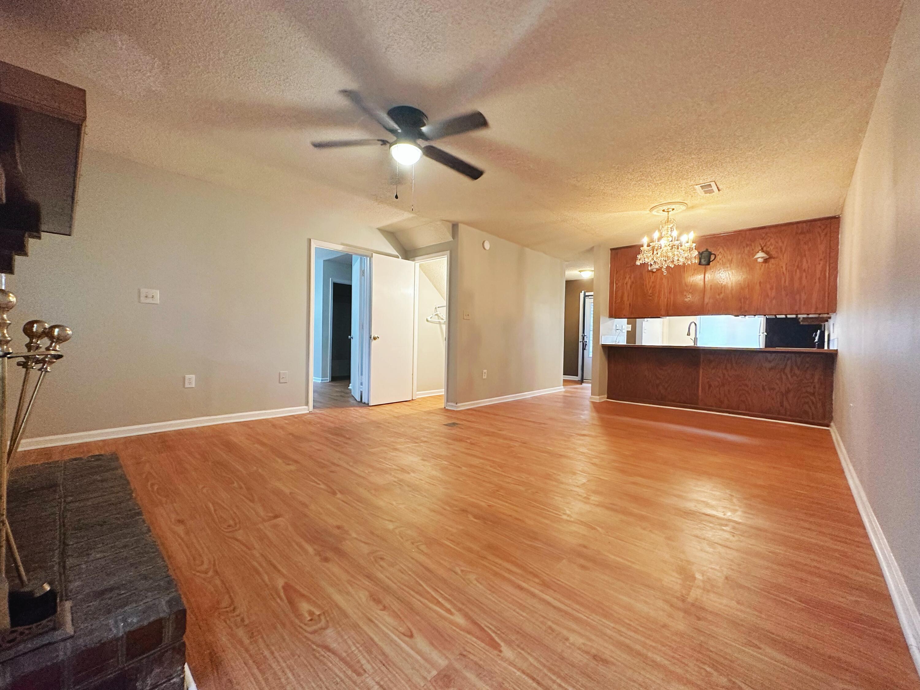 7646 Oldridge Road North Charleston, SC 29418 - Photo 8 of 36 IMG_8072