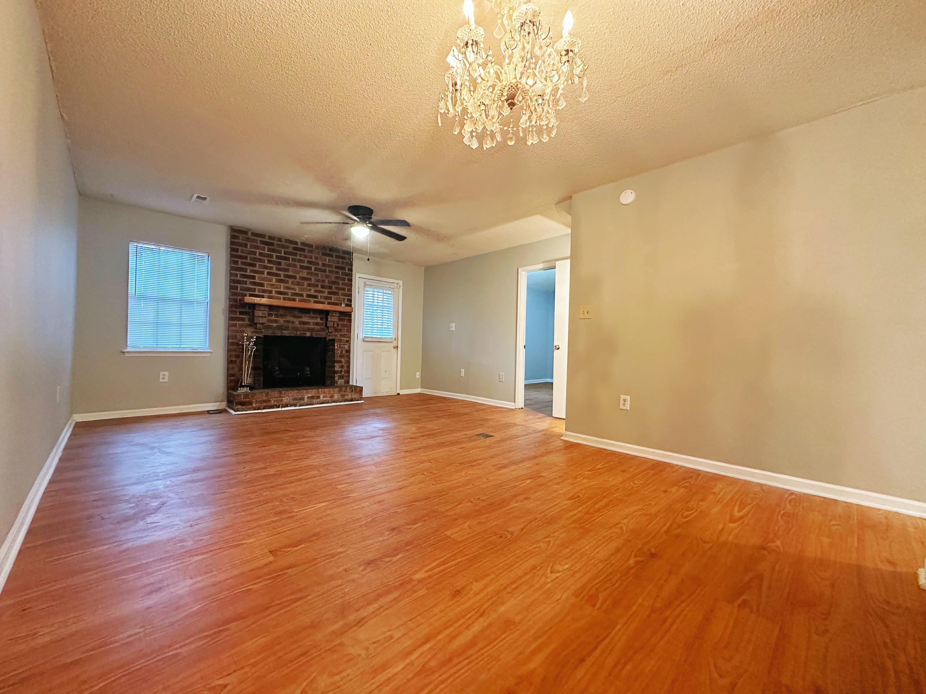 7646 Oldridge Road North Charleston, SC 29418 - Photo 10 of 36 IMG_8073