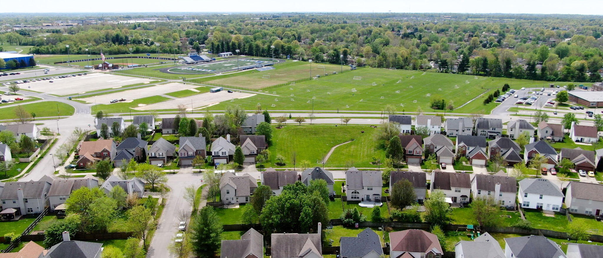 532 Hadlow Street Lexington, KY 40503 - Photo 33 of 49 49-web-or-mls-Drone 532 Hadlow St 12