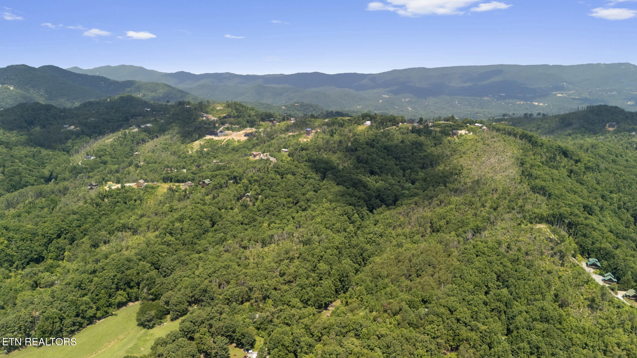 9-11 Mcgill Road Sevierville, TN 37862 - Photo 7 of 11 9 dji_20250707120450_0769_d