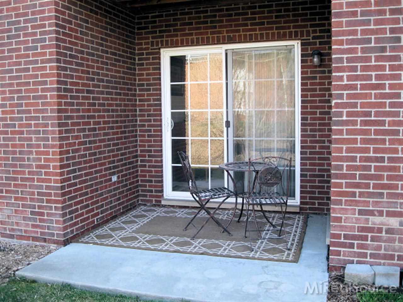 33522 Utica Road Fraser, MI 48026 - Photo 18 of 24 31188994-18.JPG