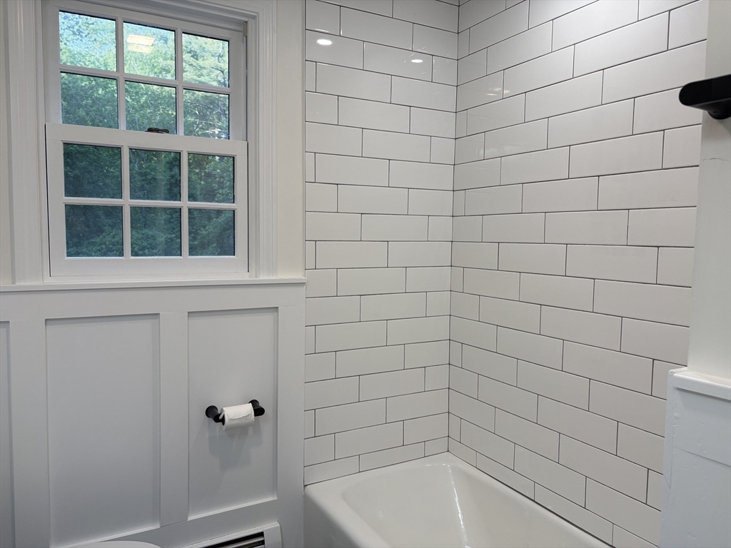 368 Hill Road Boxborough, MA 01719 - Photo 9 of 33