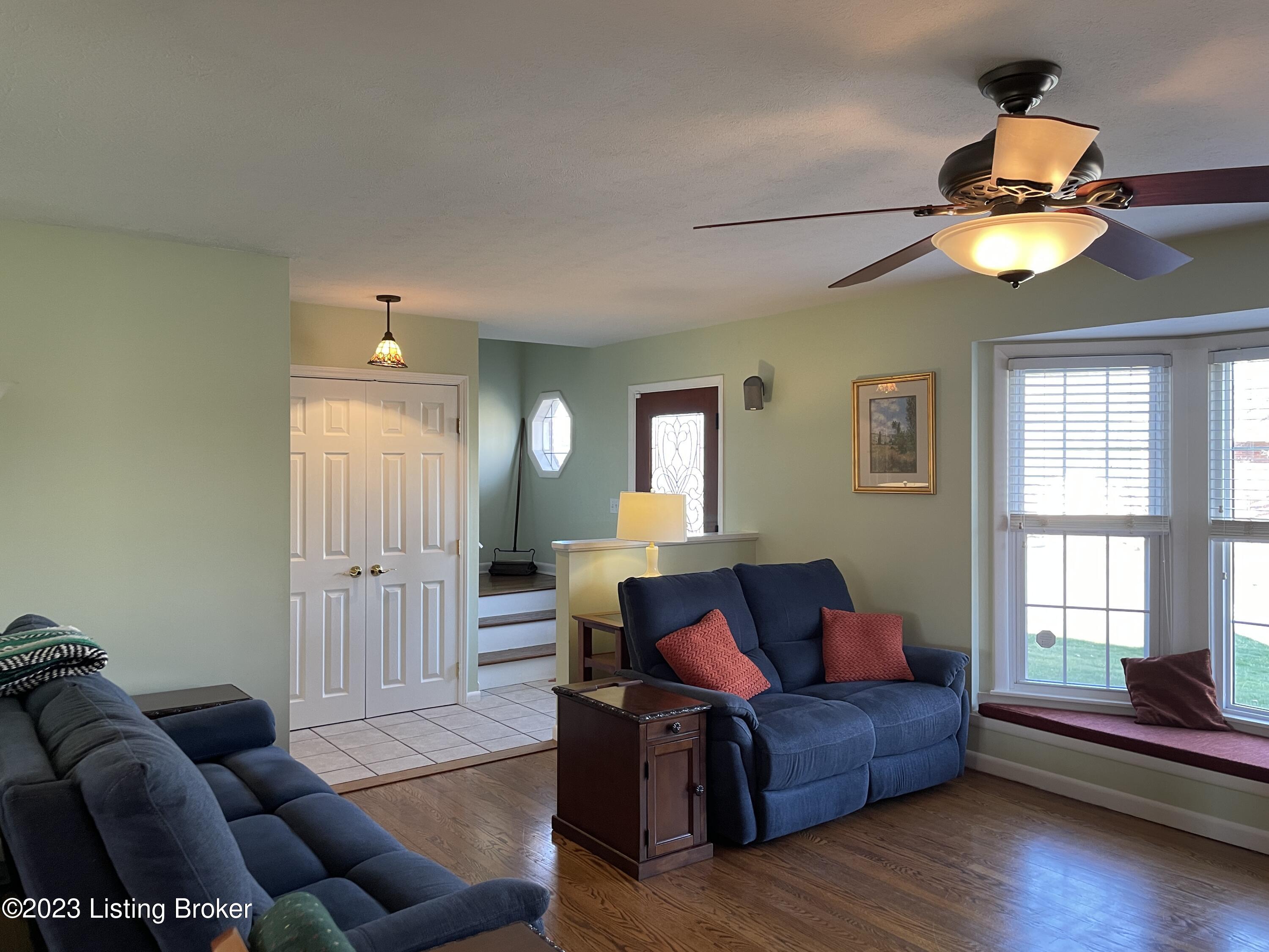 6508 Ridge Cliff Road Louisville, KY 40228 - Photo 24 of 76 IMG_5118