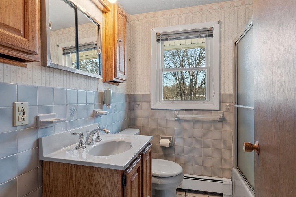 7 Colby Road Danvers, MA 01923 - Photo 12 of 31 Gallery Image 12