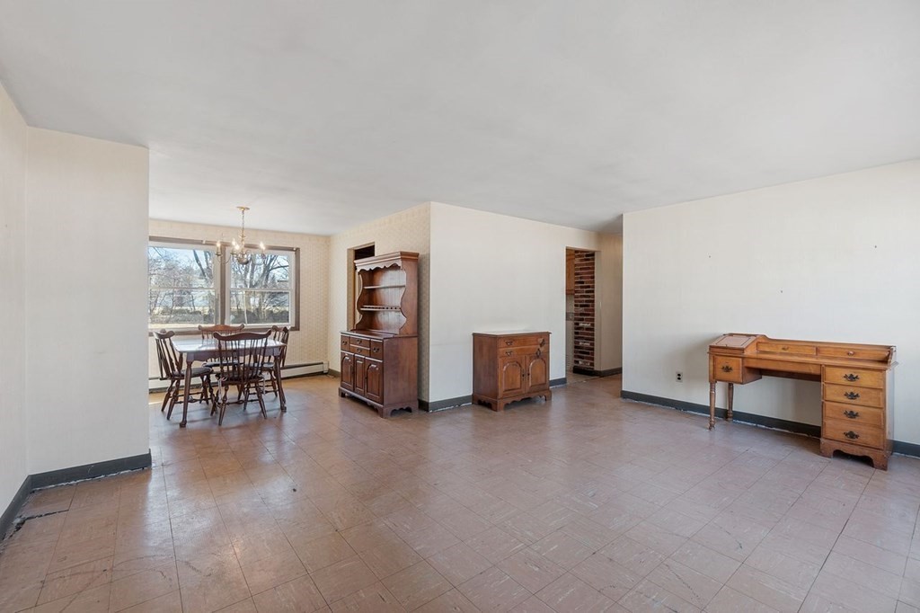 7 Colby Road Danvers, MA 01923 - Photo 3 of 31 Gallery Image 3