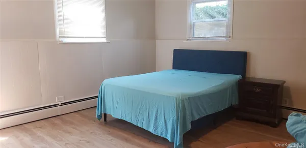 $1,900 | 430 Main Street, Huntington, NY 11743