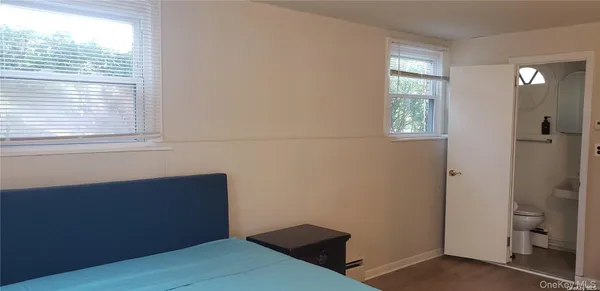 $1,900 | 430 Main Street, Huntington, NY 11743