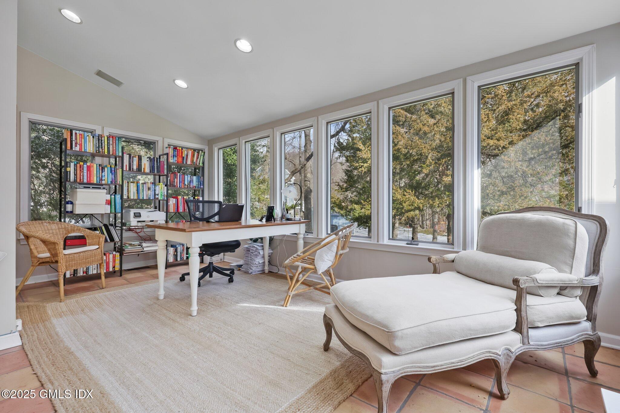 6 Carissa Lane Greenwich, CT 06830 - Photo 9 of 29 Office