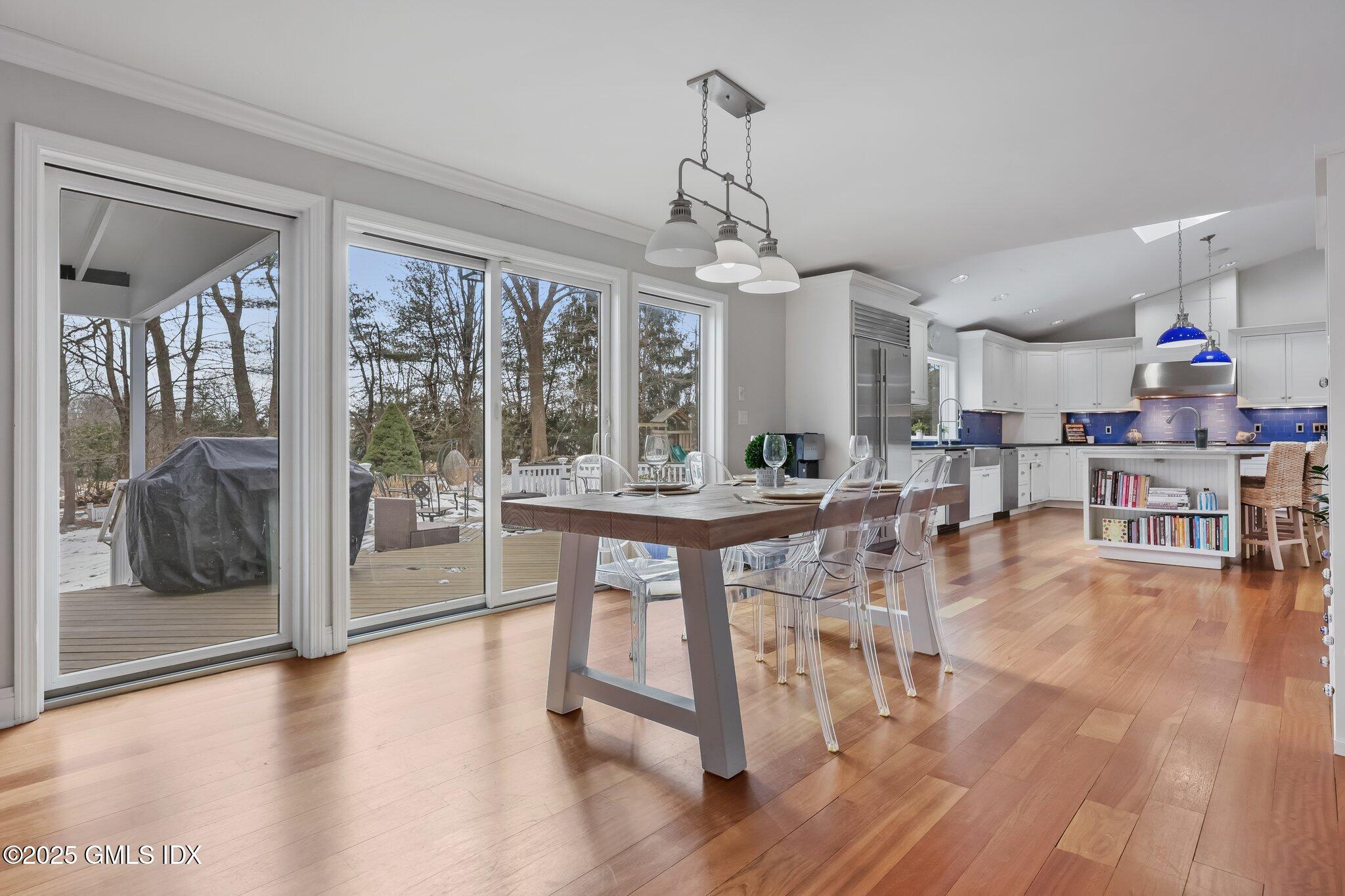 6 Carissa Lane Greenwich, CT 06830 - Photo 10 of 29 Kitchen