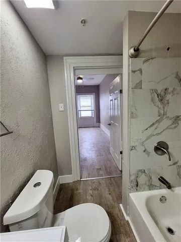 $1,050 | 607 East Carson Street, Pittsburgh, PA 15203