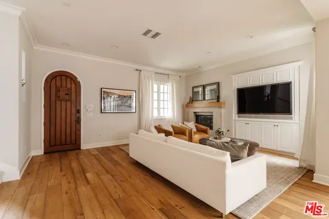 $3,499,000 | 13070 Kiyot Way, Playa Vista, CA 90094